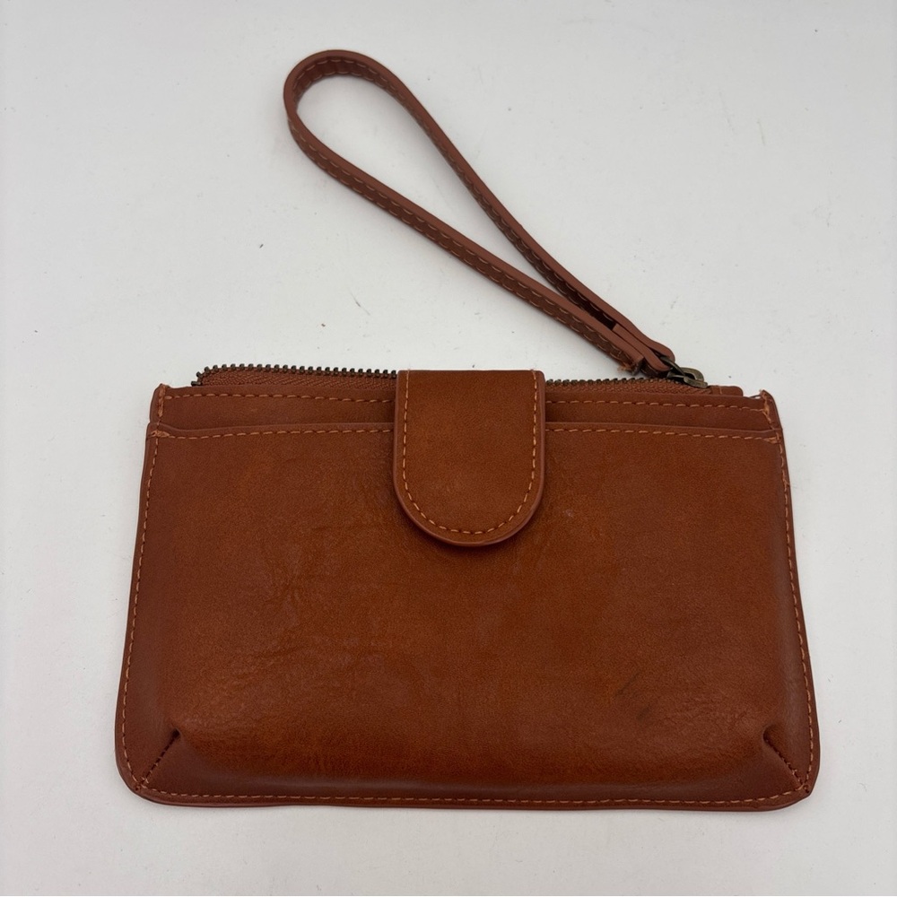 Universal Thread Brown Leather‎ Wristlet